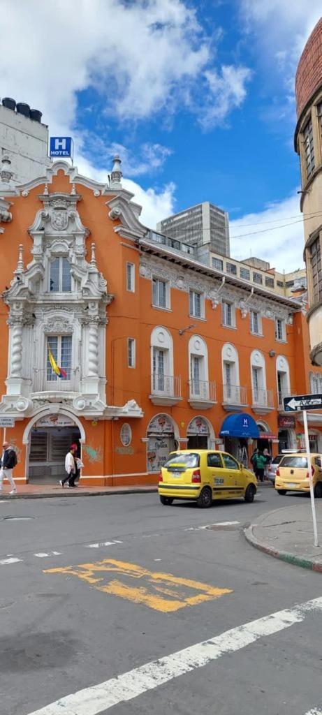 Hotel Artistico Bogotá Esterno foto