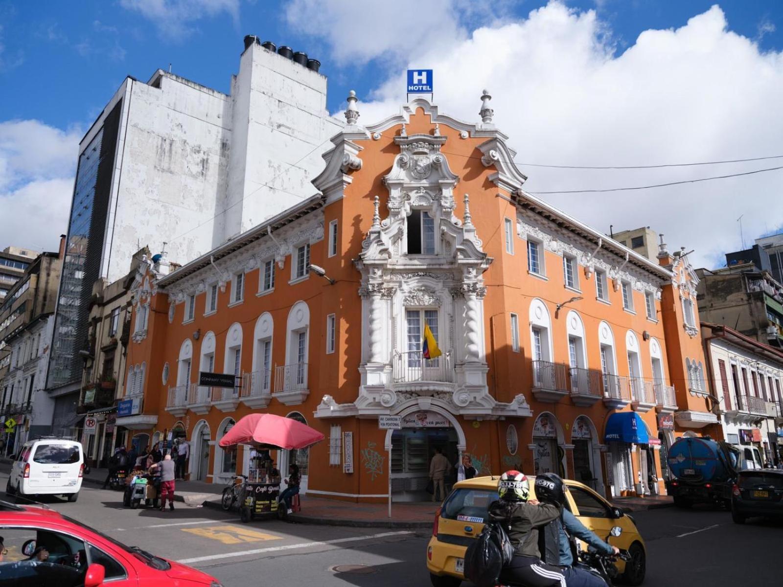 Hotel Artistico Bogotá Esterno foto