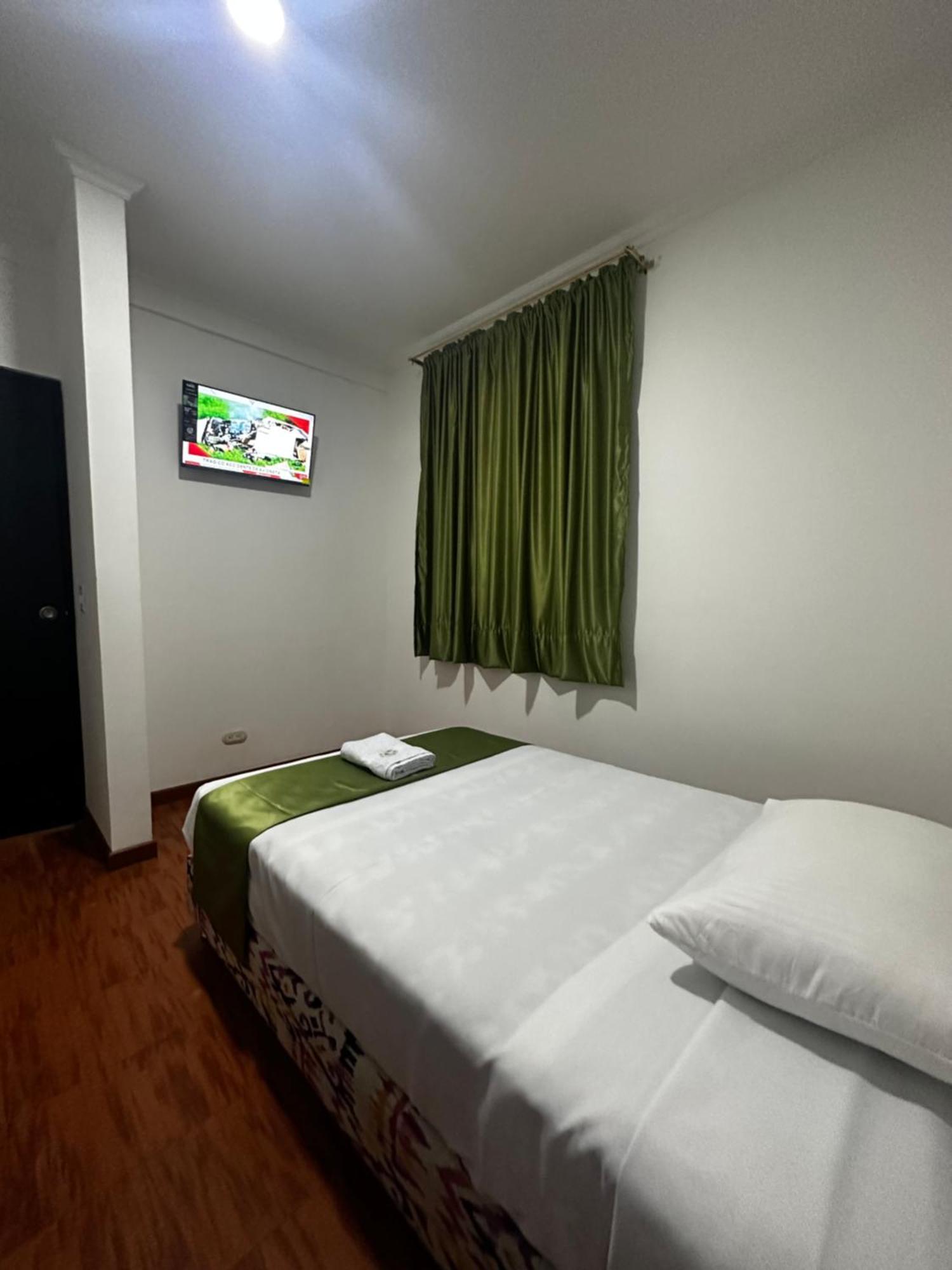Hotel Artistico Bogotá Esterno foto